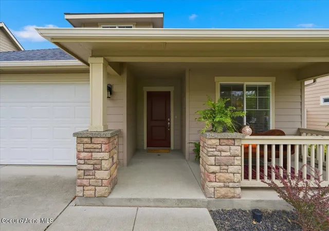 Homes for sale in Coeur D'alene, ID | 6208 N Cornwall St, Coeur D'alene, ID 83815 | MLS# 26-6763