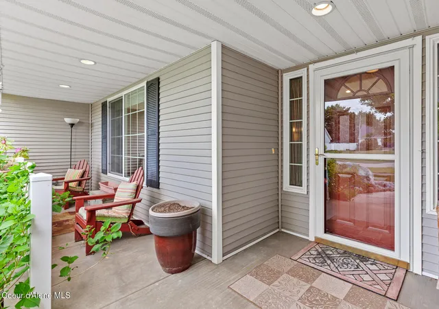 4th image of 1494 W Sutherland Ct, Hayden, ID 83835 | MLS# 26-6760