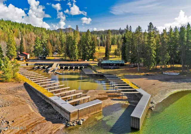 5th image of 181 Circle Dr, Hope, ID 83836 | MLS# 26-6777