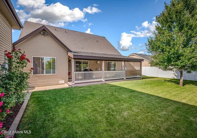 Homes for sale in Hayden, ID | 2518 W Berkley Ln, Hayden, ID 83835 | MLS# 26-6845