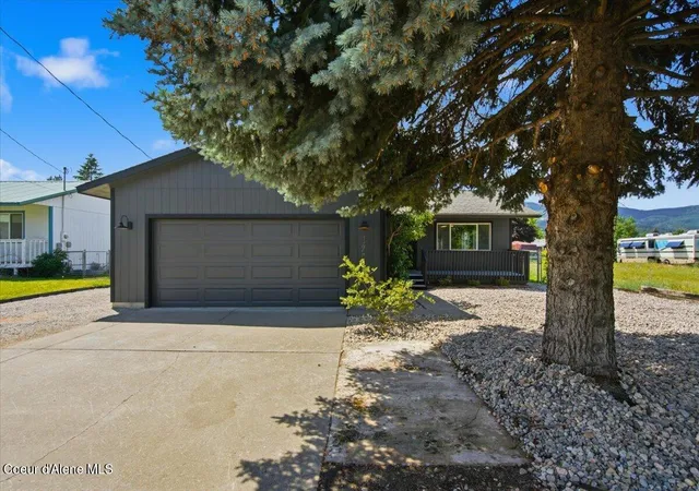 Homes for sale in Post Falls, ID | 1706 E 3Rd Ave, Post Falls, ID 83854 | MLS# 26-6847