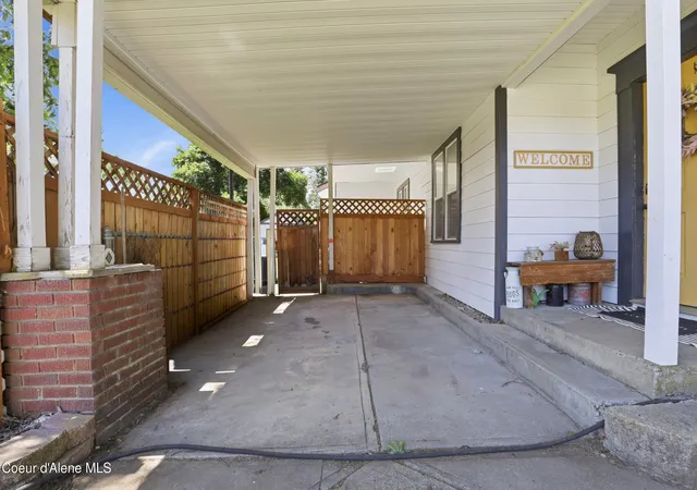 5th image of 1007 N B St, Coeur D'alene, ID 83814 | MLS# 26-6954