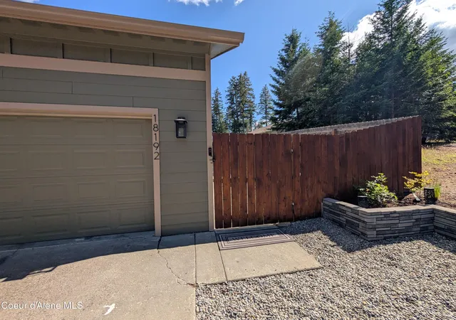 3rd image of 18192 W Spuler Ln, Hauser, ID 83854 | MLS# 26-6873