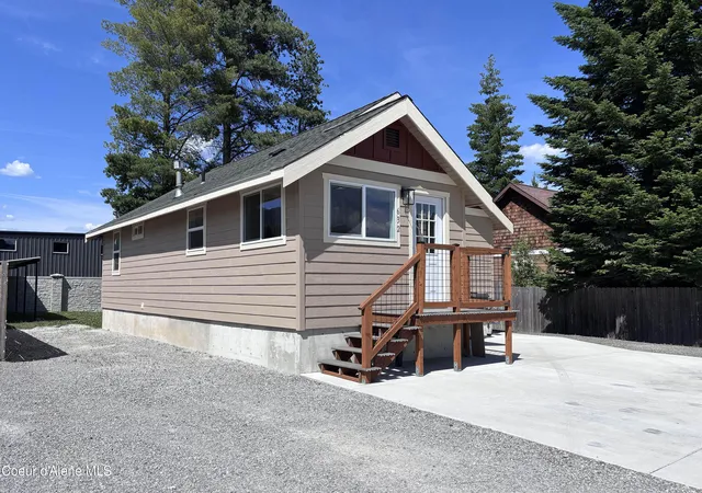 Homes for sale in Sandpoint, ID | 632 Roberson Wy, Sandpoint, ID 83864 | MLS# 26-6865