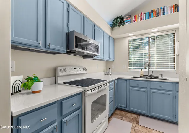 Homes for sale in Rathdrum, ID | 5299 W Green Ct #UNIT 21, Rathdrum, ID 83858 | MLS# 26-6883