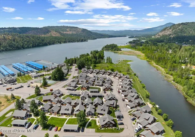 Homes for sale in Dover, ID | 43 Hitchcock Dr, Dover, ID 83825 | MLS# 26-6874