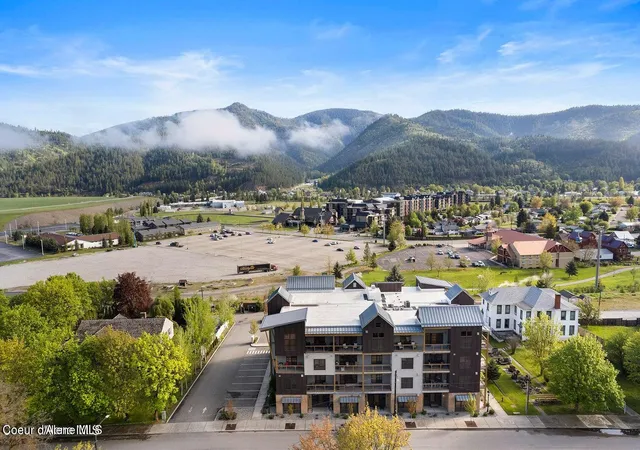 Homes for sale in Kellogg, ID | 834 Mckinley Ave #404, Kellogg, ID 83837 | MLS# 26-6947