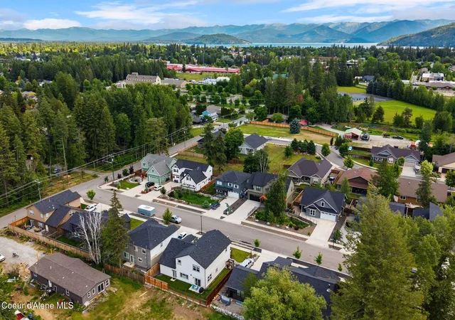 Homes for sale in Sandpoint, ID | 140 Madera Dr, Sandpoint, ID 83864 | MLS# 26-6937