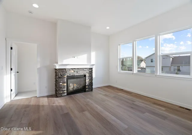 image of 7612 N Girard Cir, Coeur D Alene, ID 83815 | MLS# 26-6963
