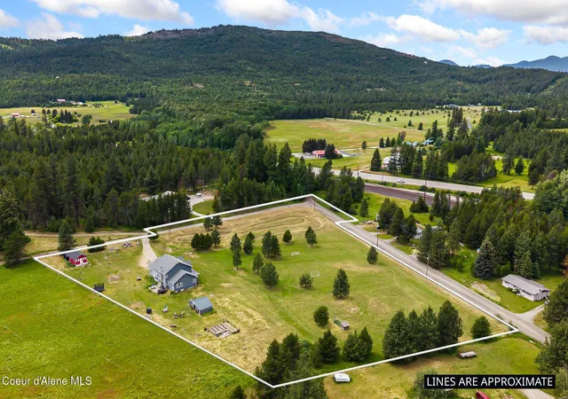 38th image of 438 Davis Rd, Sagle, ID 83860 | MLS# 26-6938