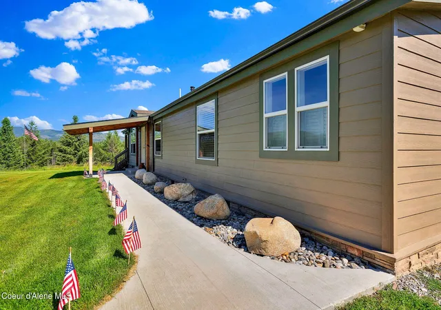 Homes for sale in Priest River, ID | 241 Promised Rdg, Priest River, ID 83856 | MLS# 26-6948