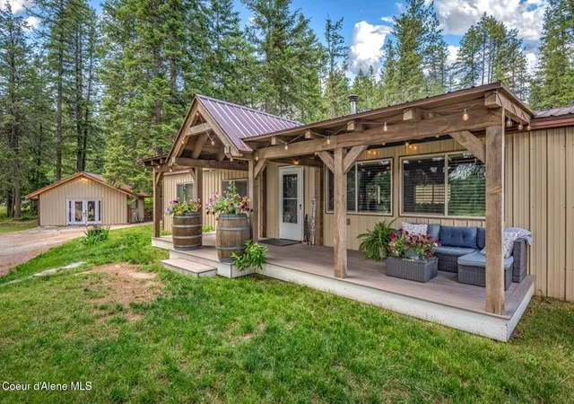 Homes for sale in Priest River, ID | 477 Holley Glen Rd, Priest River, ID 83856 | MLS# 26-6965