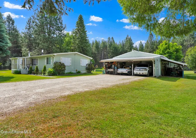 5th image of 443 Herrmann Lake Rd, Sagle, ID 83860 | MLS# 26-6989