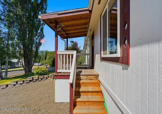 Homes for sale in Saint Maries, ID | 62 Sunny Rd, Saint Maries, ID 83861 | MLS# 26-7101