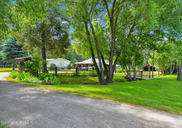 Photo 2 of Single family home for sale at 443 Herrmann Lake Rd, Sagle, ID 83860 | MLS# 26-6990 | Listing updated on 2026-07-22