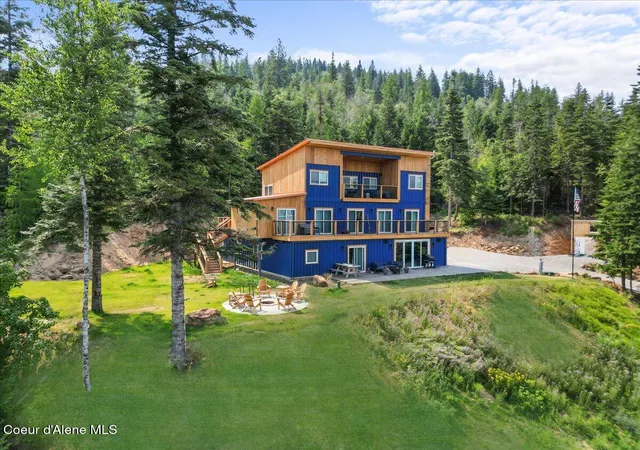 Homes for sale in Post Falls, ID | 1811 S Veterans Dr, Post Falls, ID 83854 | MLS# 26-7109