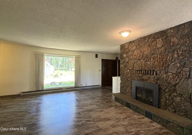 Homes for sale in Priest River, ID | 40 Eastside Rd, Priest River, ID 83856 | MLS# 26-7002