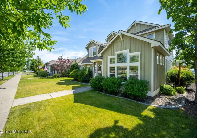 Homes for sale in Coeur D Alene, ID | 6622 N Cornwall St, Coeur D Alene, ID 83815 | MLS# 26-7087