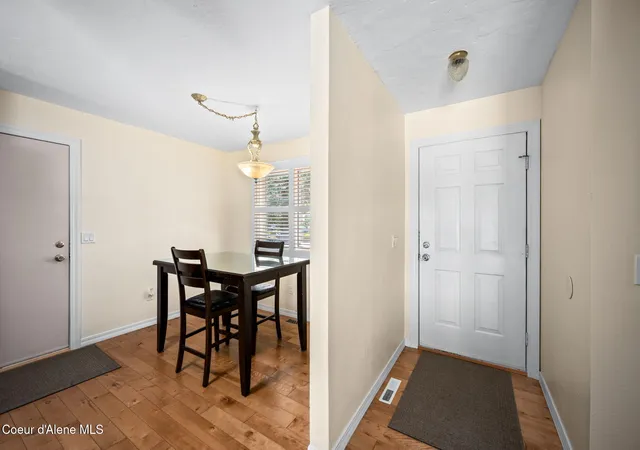 Photo 4 of Single family home for sale at 4006 N Moccasin Rd, Coeur D Alene, ID 83815 | MLS# 26-7027 | Listing updated on 2026-08-04