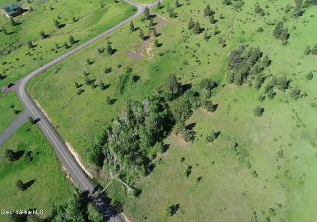 5th image of 404 Vine Maple Rd, Desmet, ID 83824 | MLS# 26-7011