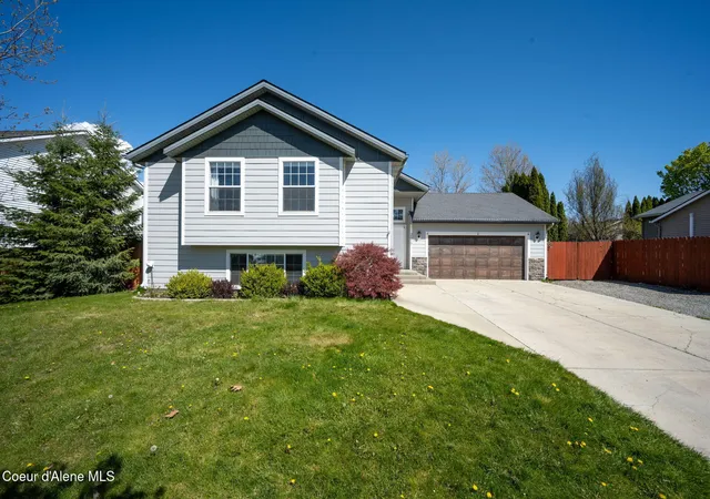 Homes for sale in Hayden, ID | 2617 W Blueberry Cir, Hayden, ID 83835 | MLS# 26-7028