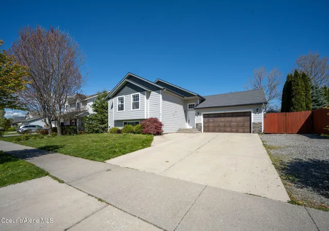 3rd image of 2617 W Blueberry Cir, Hayden, ID 83835 | MLS# 26-7028