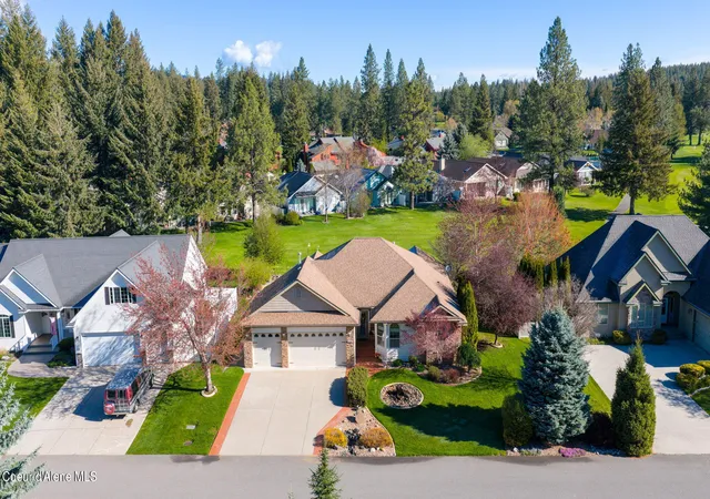 Homes for sale in Rathdrum, ID | 5247 W Broken Tee Rd, Rathdrum, ID 83858 | MLS# 26-7029