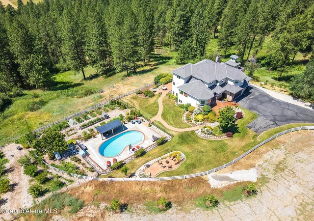 Photo 4 of Single family home for sale at 18634 W Quail Ln, Post Falls, ID 83854 | MLS# 26-7255 | Listing updated on 2026-09-17