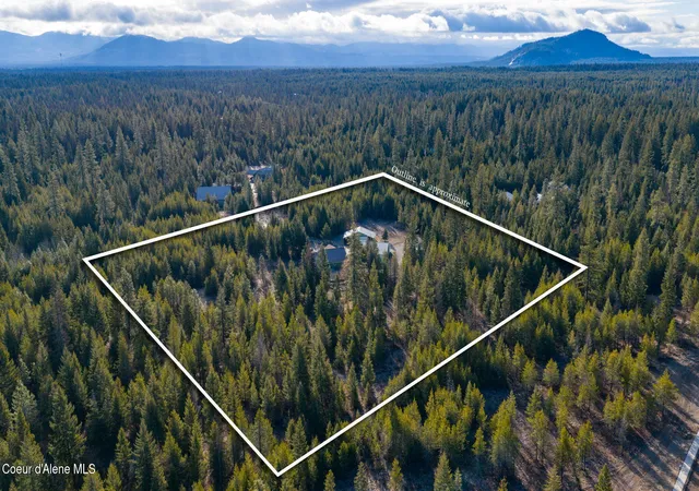 Homes for sale in Spirit Lake, ID | 31083 N Spitfire St, Spirit Lake, ID 83869 | MLS# 26-7031