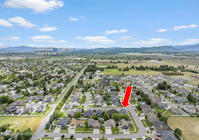 Homes for sale in Hayden, ID | 3332 W Magistrate Loop, Hayden, ID 83835 | MLS# 26-7042