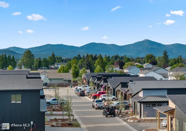 Homes for sale in Coeur D'alene, ID | 425 N Wylder Lp, Coeur D'alene, ID 83814 | MLS# 26-7047