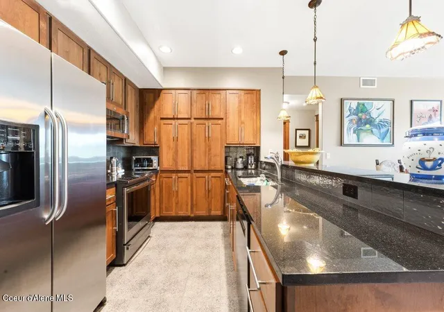Homes for sale in Coeur D Alene, ID | 2051 N Main St #213, Coeur D Alene, ID 83814 | MLS# 26-7133