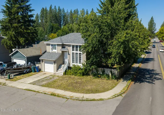 Homes for sale in Coeur D'alene, ID | 3293 N 10th Pl, Coeur D'alene, ID 83815 | MLS# 26-7139