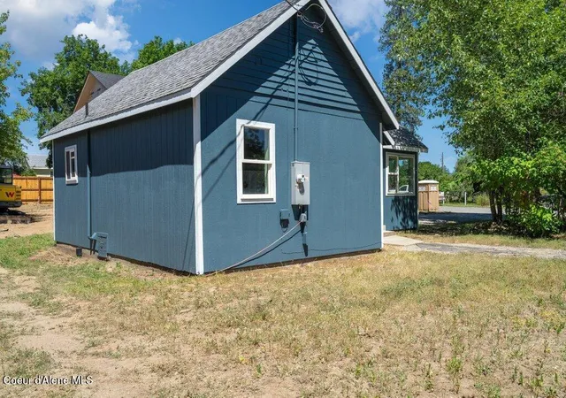 Homes for sale in Priest River, ID | 99 E Lincoln Ave, Priest River, ID 83856 | MLS# 26-7142