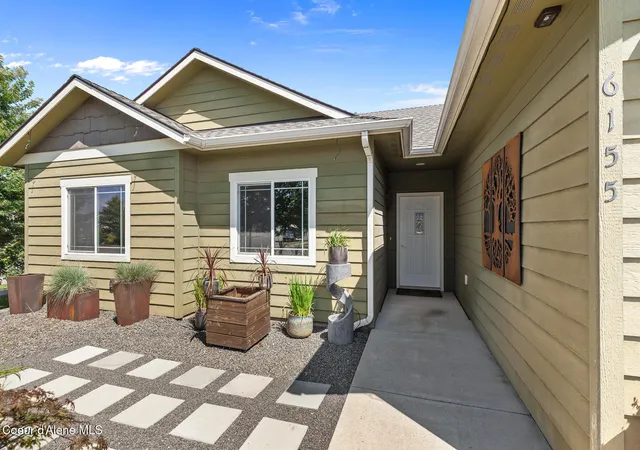 Homes for sale in Rathdrum, ID | 6155 W Majestic Ave, Rathdrum, ID 83858 | MLS# 26-7105