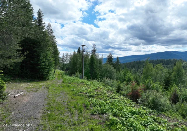 Photo 1 of Land for sale at 2489 N North Valley Rd, Sandpoint, ID 83864 | MLS# 26-7085 | Listing updated on 2026-07-09