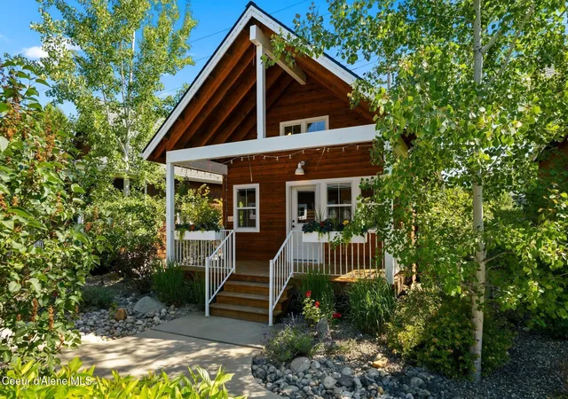 Homes for sale in Dover, ID | 242 Pomrankey Loop, Dover, ID 83825 | MLS# 26-7104