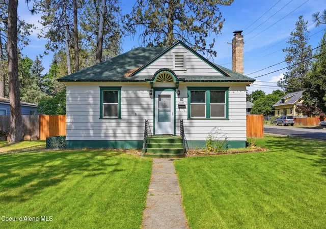 1st image of 124 N 4th St, Cheney, WA 99004 | MLS# 26-7103