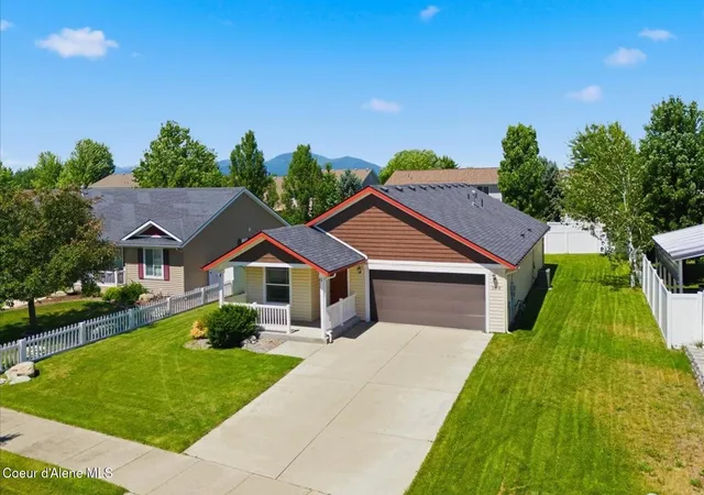 Homes for sale in Coeur D Alene, ID | 3519 W Accipter Dr, Coeur D Alene, ID 83815 | MLS# 26-7141