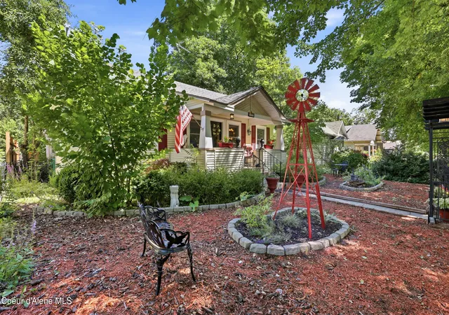 4th image of 813 E Saint Maries Ave, Coeur D'alene, ID 83814 | MLS# 26-7167