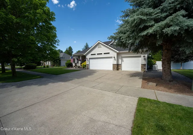 Homes for sale in Hayden, ID | 11393 N Rocking R Rd, Hayden, ID 83835 | MLS# 26-7122