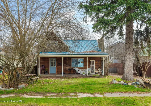 Homes for sale in Sandpoint, ID | 329 S Florence Ave, Sandpoint, ID 83864 | MLS# 26-7118