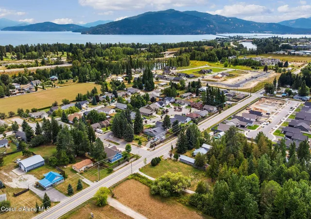 Homes for sale in Sandpoint, ID | 2409 N Boyer Ave, Sandpoint, ID 83864 | MLS# 26-7119