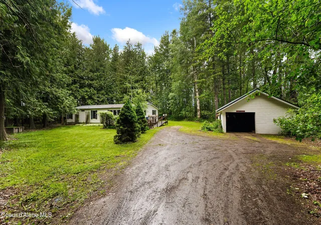 Homes for sale in Sandpoint, ID | 2409 N Boyer Ave, Sandpoint, ID 83864 | MLS# 26-7119