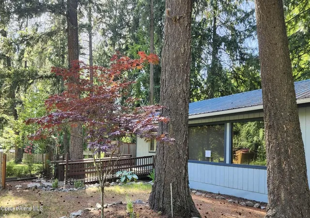3rd image of 126 Creekside Ln, Hope, ID 83836 | MLS# 26-7162