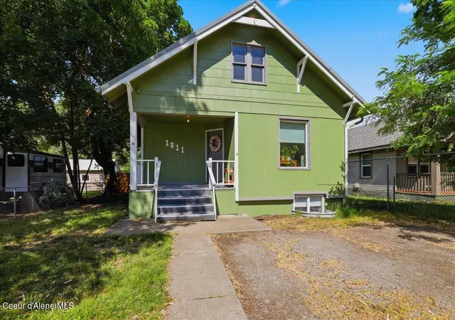 Photo 1 of Single family home for sale at 1811 N Nora St, Coeur D Alene, ID 83814 | MLS# 26-7183 | Listing updated on 2026-09-09