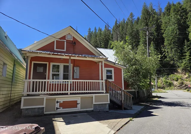 4th image of 117 Cypress St, Wallace, ID 83873 | MLS# 26-7166