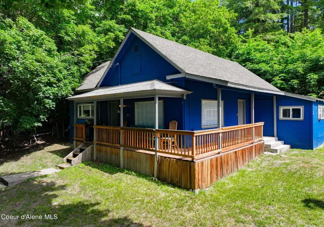 2nd image of 108 E Lincoln Ct, Harrison, ID 83833 | MLS# 26-7204