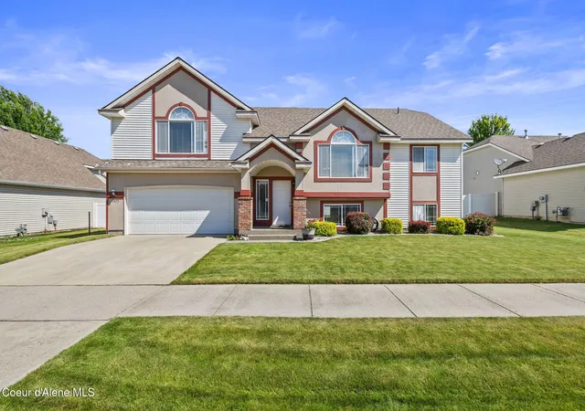 Photo 3 of Sale Pending at 2893 W Strawberry Ln, Hayden, ID 83835 | MLS# 26-7218 | Listing updated on 2026-09-19