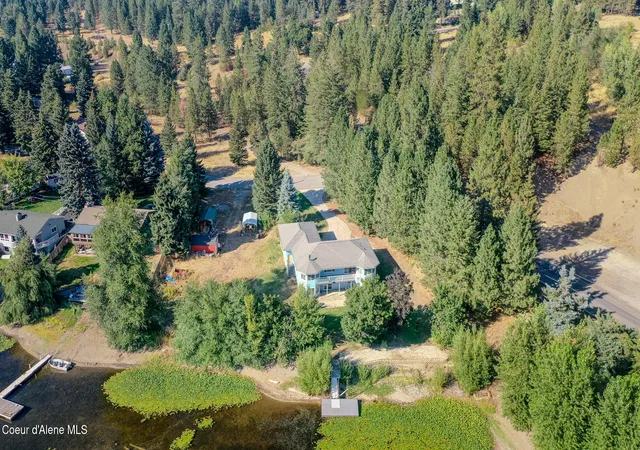 Photo 2 of Single family home for sale at 6612 W Salishan Wy, Spirit Lake, ID 83869 | MLS# 26-8726 | Listing updated on 2026-08-26